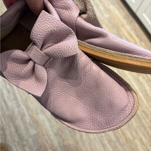 Posh panda, Lavender Leather Bow Moccasins for Women, bow